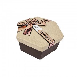 Boîte cadeaux hexagonale marron beige avec ruban rose doré 16x18.5x8.5cm
