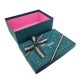 Boîte cadeaux de couleur vert sapin motif étoiles argentées 21x14x8cm