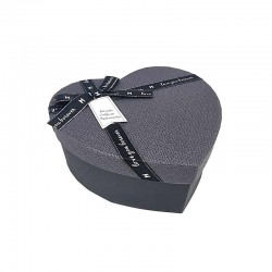 Petite boîte cadeaux en forme de coeur noire 13x15x6cm