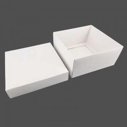 12 petites boîtes cadeaux à plier en carton 13x13x6cm - blanc