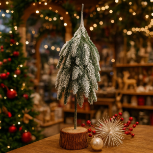 Petit sapin enneigé avec socle en bois naturel