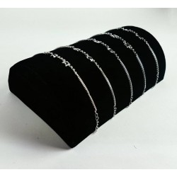 Support bracelets demi cylindre en velours noir
