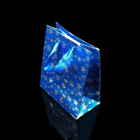 12 sacs cadeaux bleus motifs étoiles 23x8x27cm - 7528