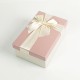 Boîte cadeaux de couleur écrue et rose clair 20x13.5x8cm - 7727m