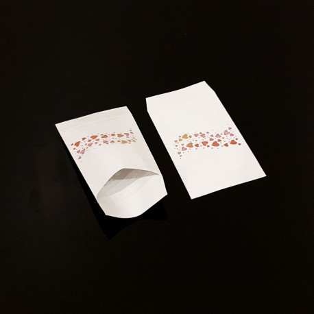 100 petits sachets cadeaux papier 6x10cm motif frise de cœurs - 8094