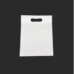 12 petits sacs non-tissés blancs 19x24cm - 15013
