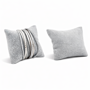 Petit coussin de présentation en velours gris 7x8cm