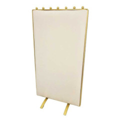 Gran soporte vertical para collares de metal dorado bicolor de terciopelo crudo y gris ratón