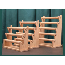 Soporte para pulseras con 4 rodillos extraíbles de madera clara natural