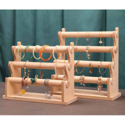 Soporte para pulseras con 4 rodillos extraíbles de madera clara natural