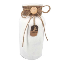 Pequeño jarrón de vidrio pintado de color blanco con lazo de cuerda de yute