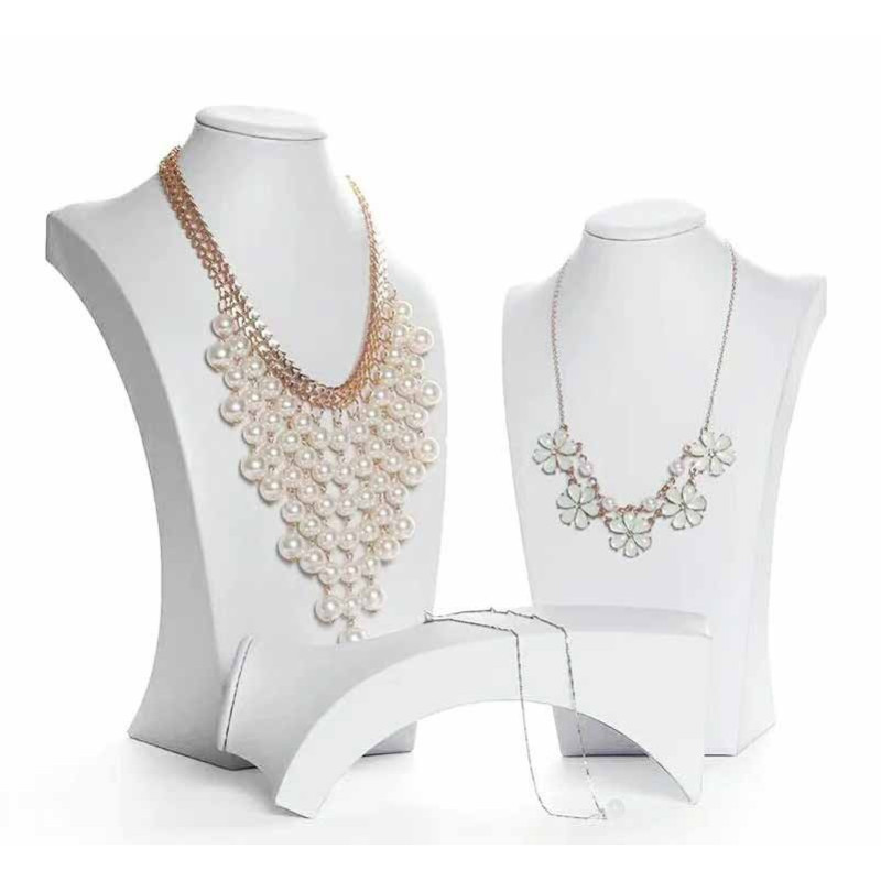 Buste pour collier en simili cuir nblanc 30cm - 5536