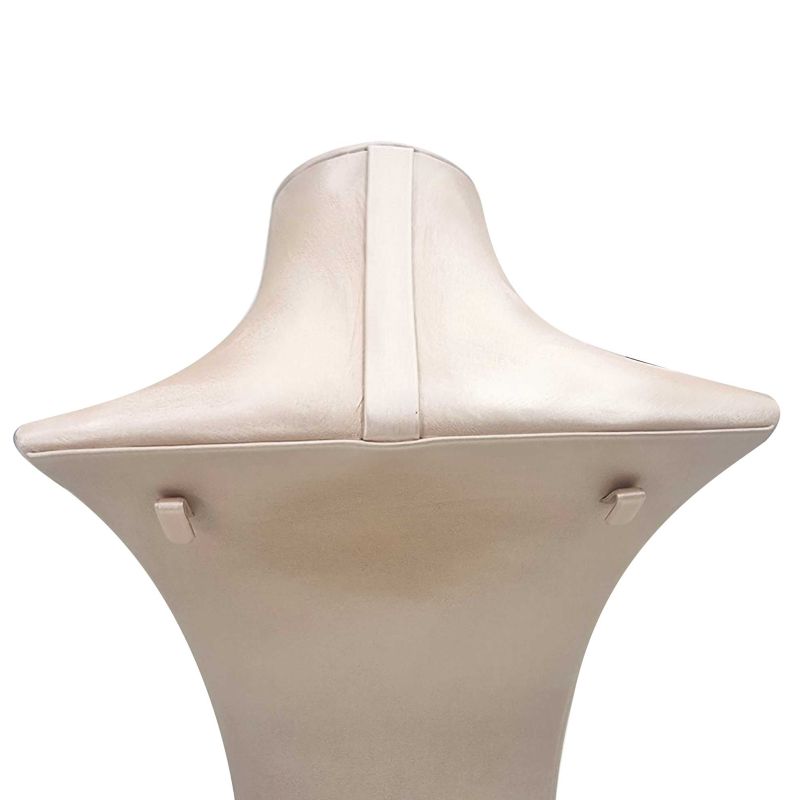 Buste bijoux de forme rectangulaire en simili cuir champagne - 35cm