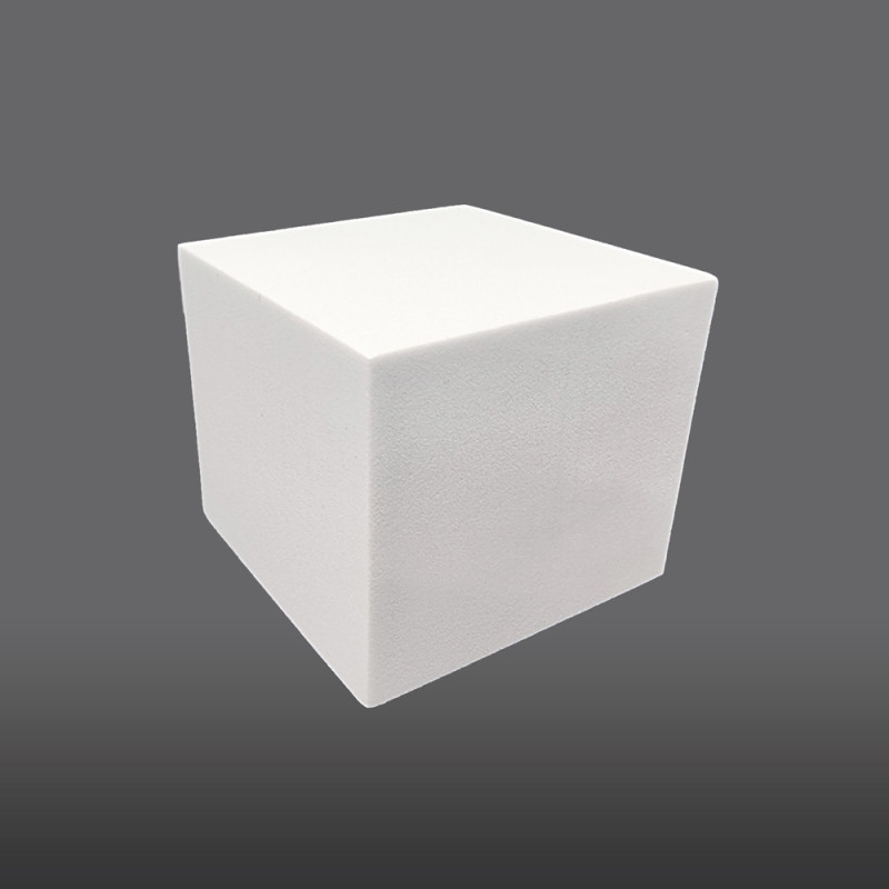 Artículo de decoración para vitrina de espuma blanca con forma de cubo