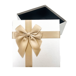 Caja de regalo grande con lazo de raso dorado 19 x 19 x 9,5 cm - Blanco