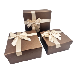 Caja de regalo pequeña con lazo de raso dorado 15 x 15 x 7,5 cm - Chocolate