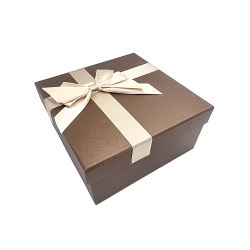 Caja de regalo pequeña con lazo de raso dorado 15 x 15 x 7,5 cm - Chocolate