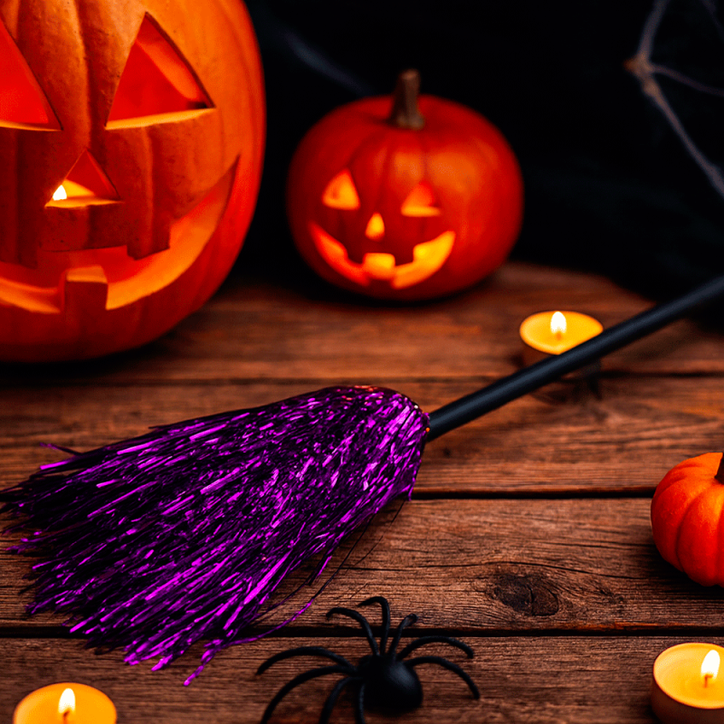 Látigo de decoración con cinta morada brillante