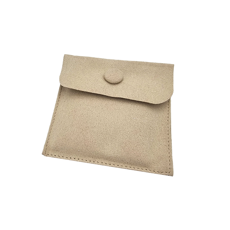 Estuche para joyas con cierre a presión y soporte de ante beige
