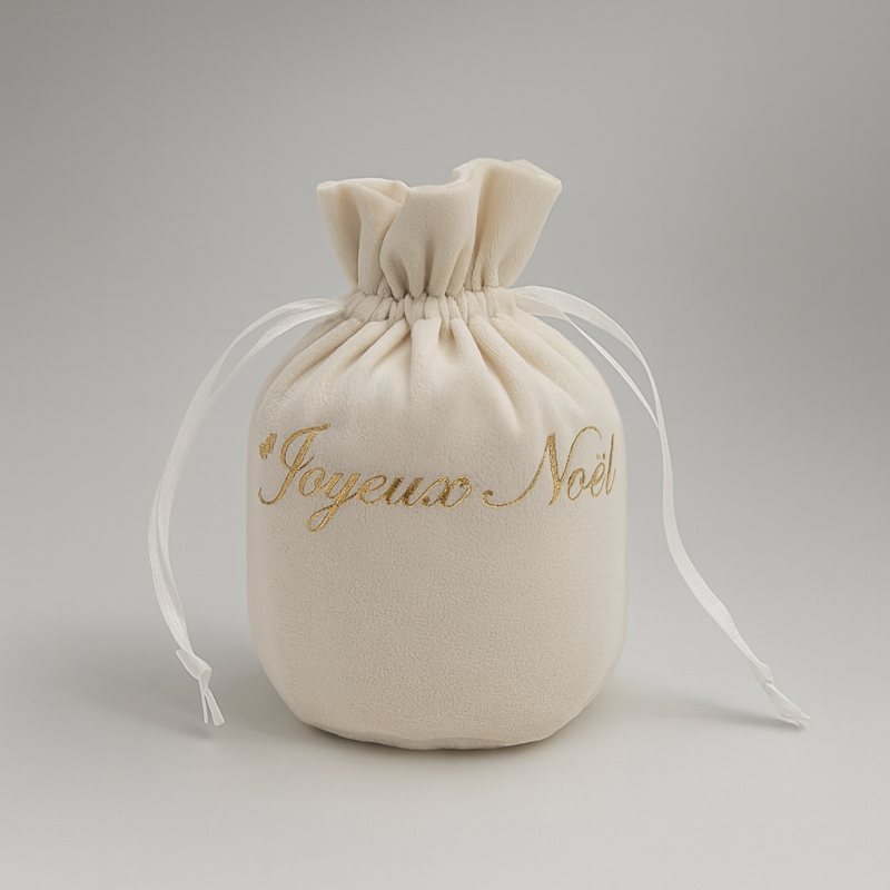 Lote de 10 bolsas de terciopelo «Feliz Navidad» 14x15+9 cm - Blanco roto