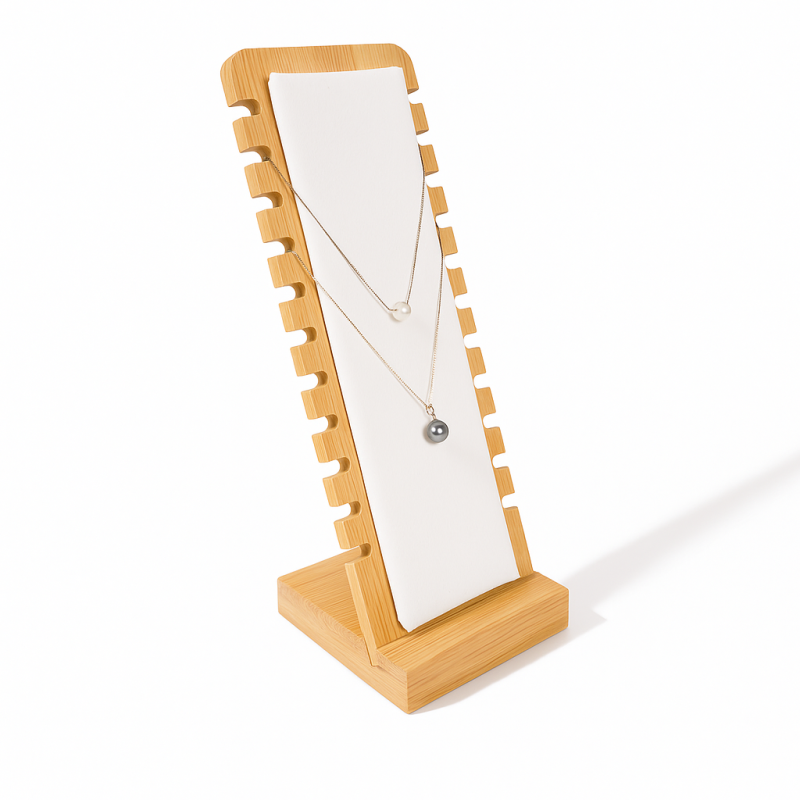 Expositor vertical de poco ancho de madera y símil piel blanca