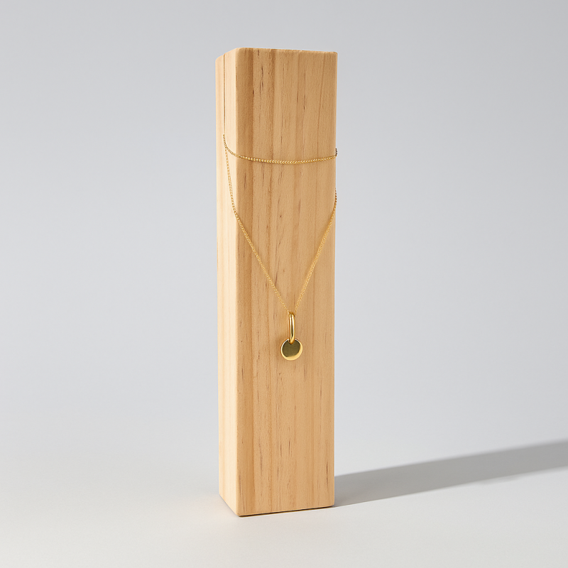 Expositor rectangular de madera para collares de 25 cm
