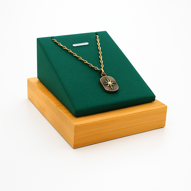 Soporte para joyas de madera y de ante verde esmeralda para colgante