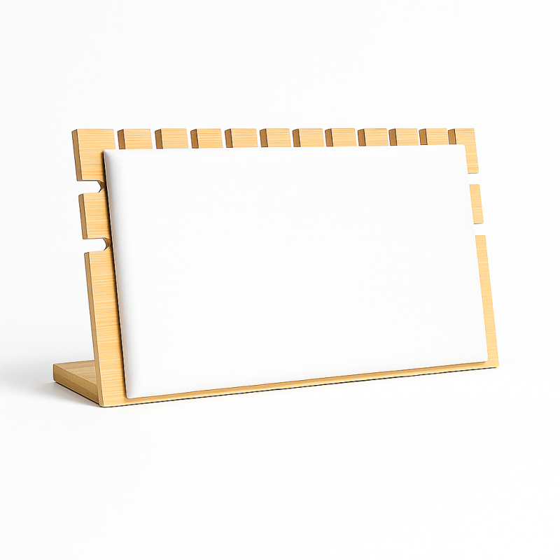Expositor para joyas para cadenas de madera y símil piel blanca