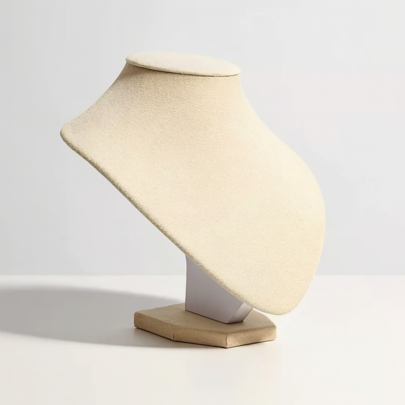 Busto redondeado de ante beige crema de 18 cm