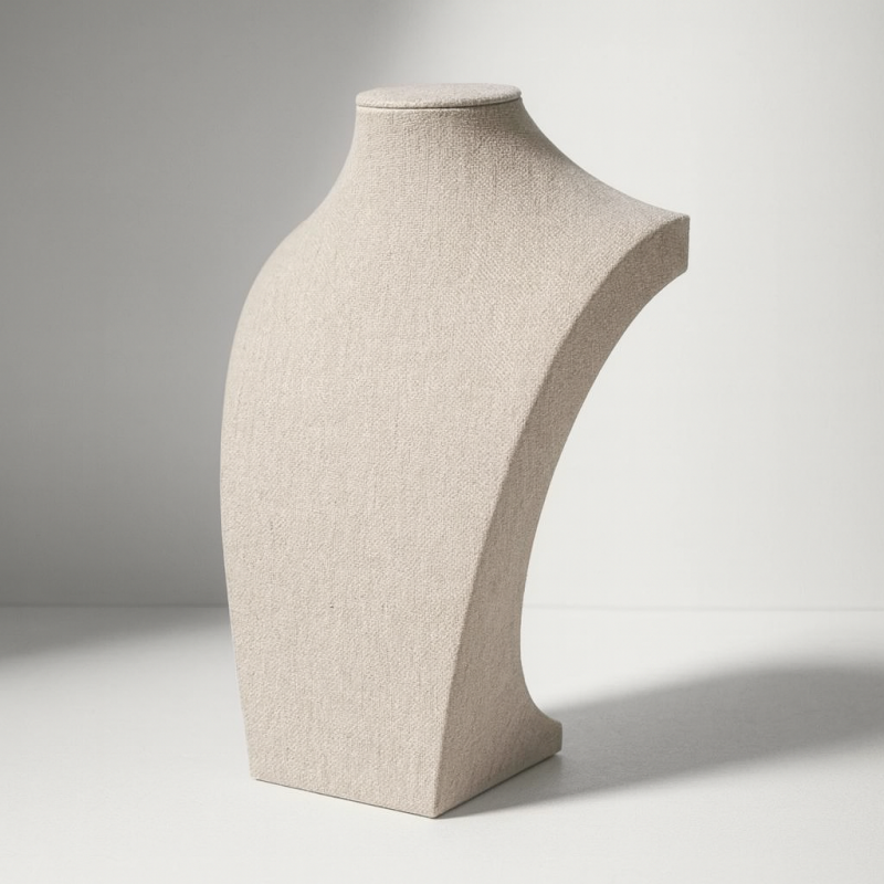 Pequeño busto para joyas de algodón beige de 20 cm