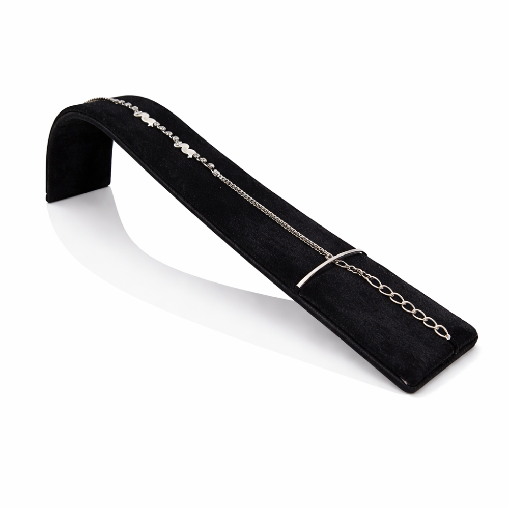 Expositor tipo tobogán para pulseras de terciopelo negro