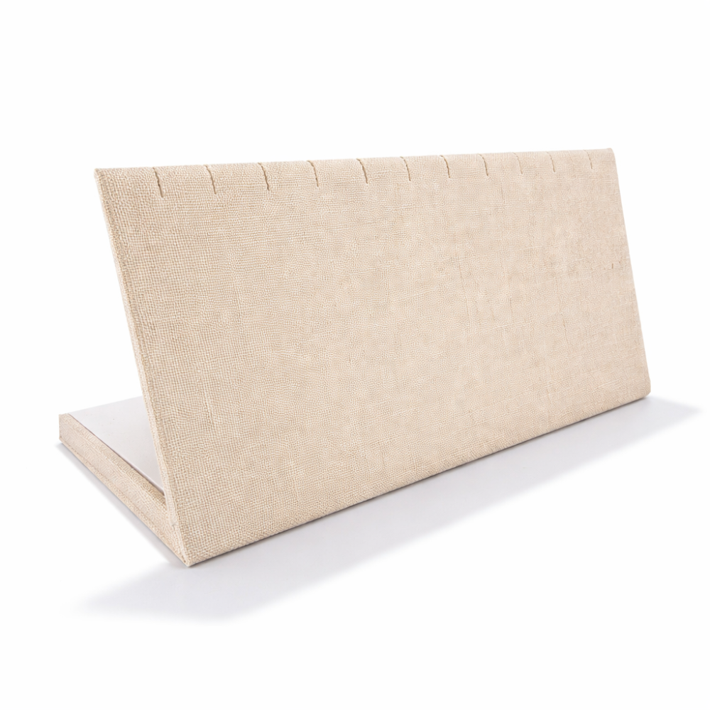 Expositor para joyas para cadenas de algodón beige natural