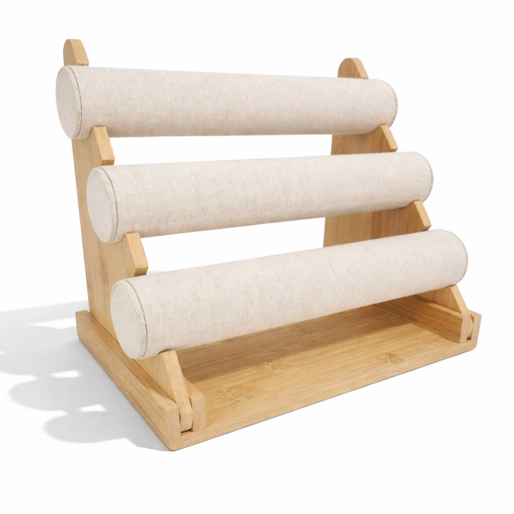 Expositor para pulseras de madera y ante beige de 3 niveles