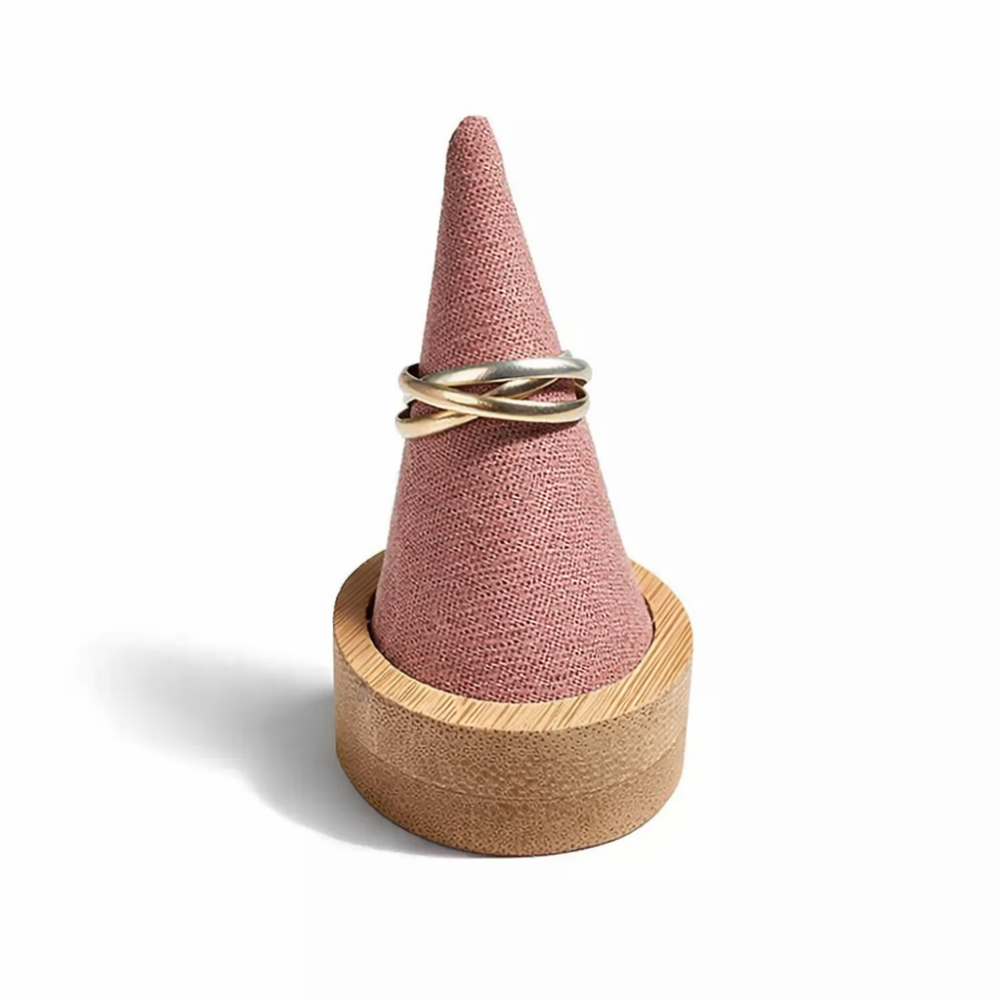 Cono para anillos de madera y de ante rosa