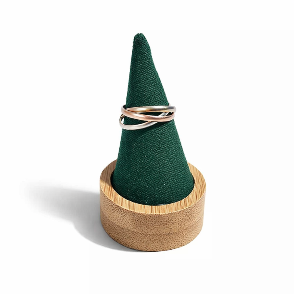 Cono para anillos de madera y de ante verde esmeralda
