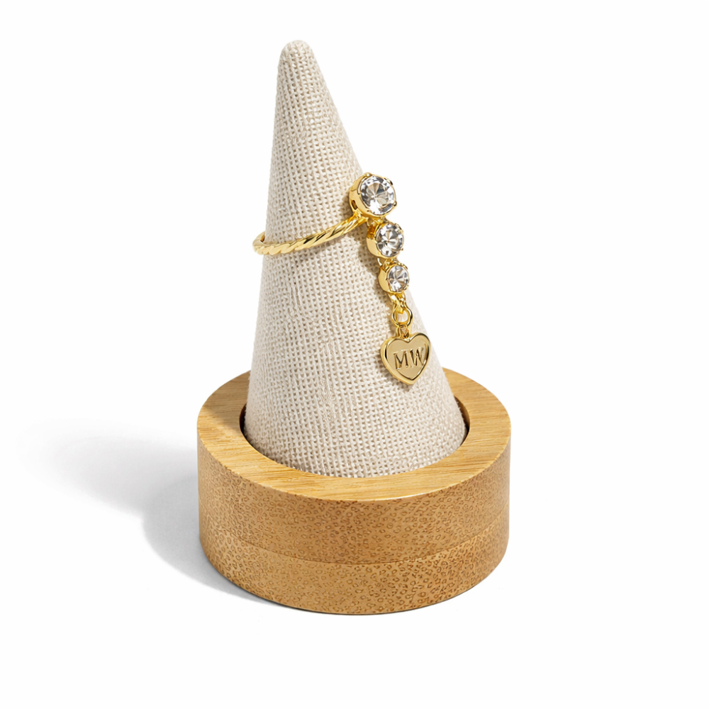 Cono para anillos de madera y algodón beige natural
