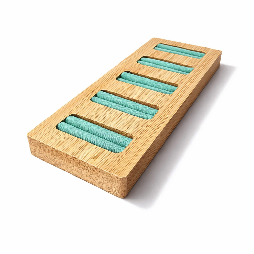 Bandeja para anillos «Quintet» Riviera – Base de madera y 5 ranuras de ante verde laguna