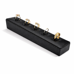 Expositor inclinado para anillos de símil piel negro