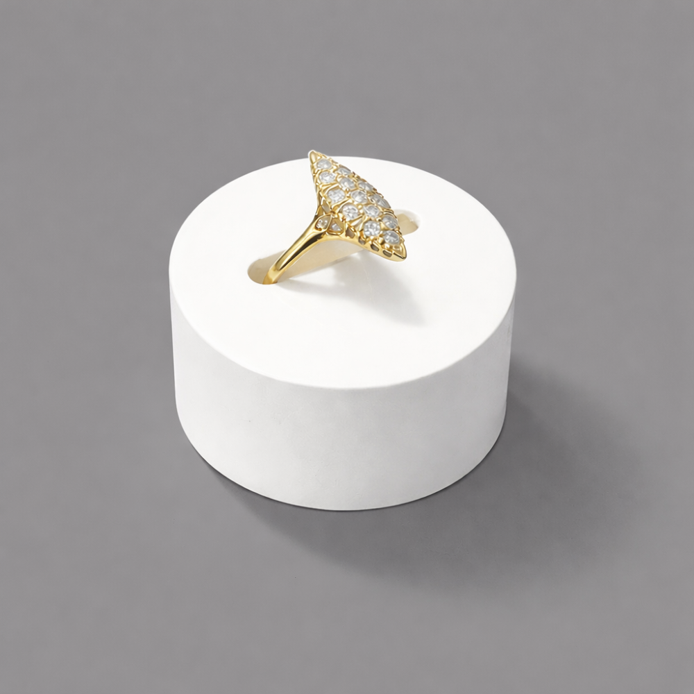 Pequeño soporte individual para anillos de resina blanca - redondo