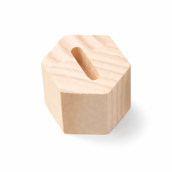 Pequeño soporte hexagonal para anillos de madera natural de pino