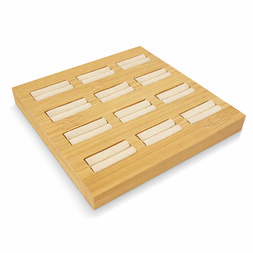 Expositor de madera y ante beige para 12 anillos