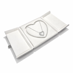 1 estuche grande de joyería de terciopelo gris perla para collar