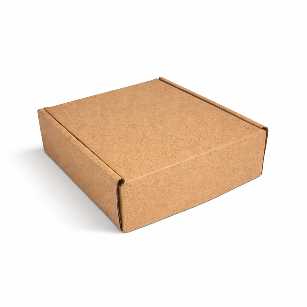 Caja pequeña de cartón de una sola capa para envíos, 15 x 15 x 5 cm.