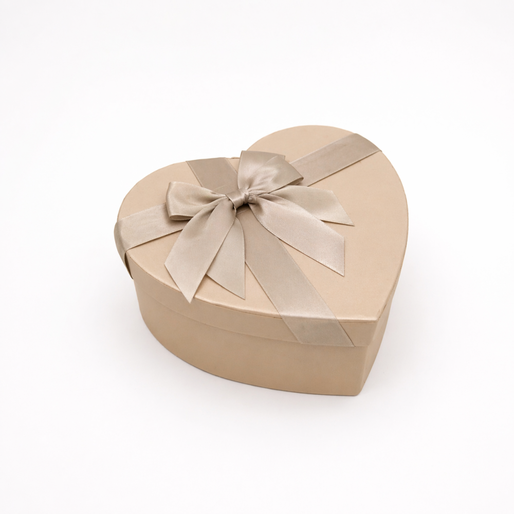 Petite boîte cadeau "Cœur" Pêche irisée - Format S (13 x 15 x 6 cm)