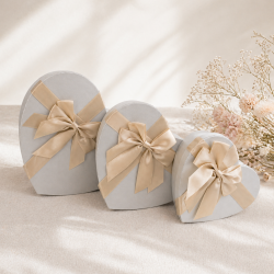 Pack 3 boîtes cadeaux cœur gris perle irisé & nœud or | Trio S-M-L