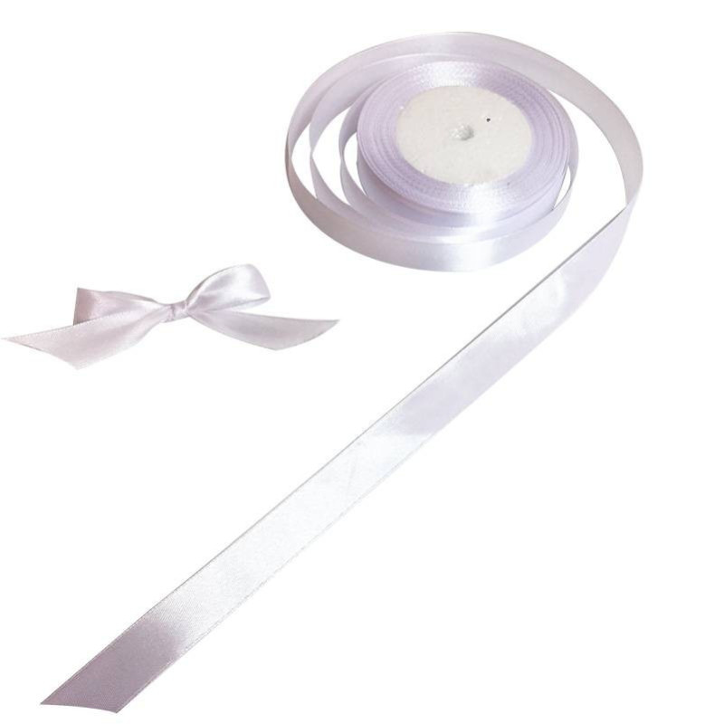 Bobina de cinta de raso de tela de color blanco