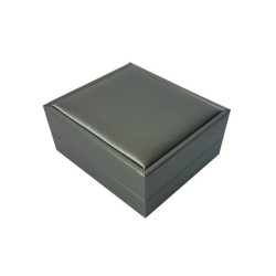 Estuche para cadena y colgante de símil piel gris 7,5 x 8,5 x 3,5 cm