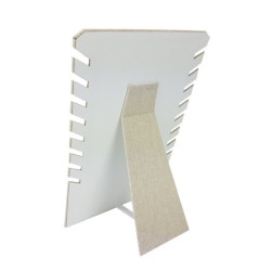 Expositor plegable para collares de algodón beige natural