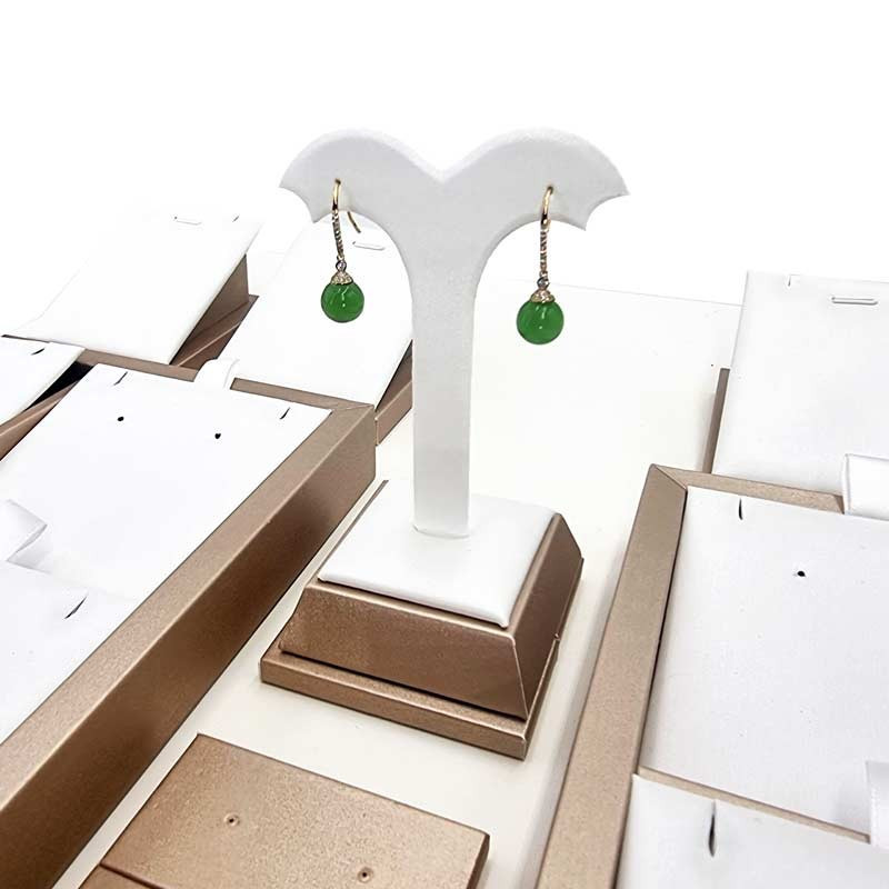 Petit porte boucles d'oreilles en simili cuir 11cm - Blanc