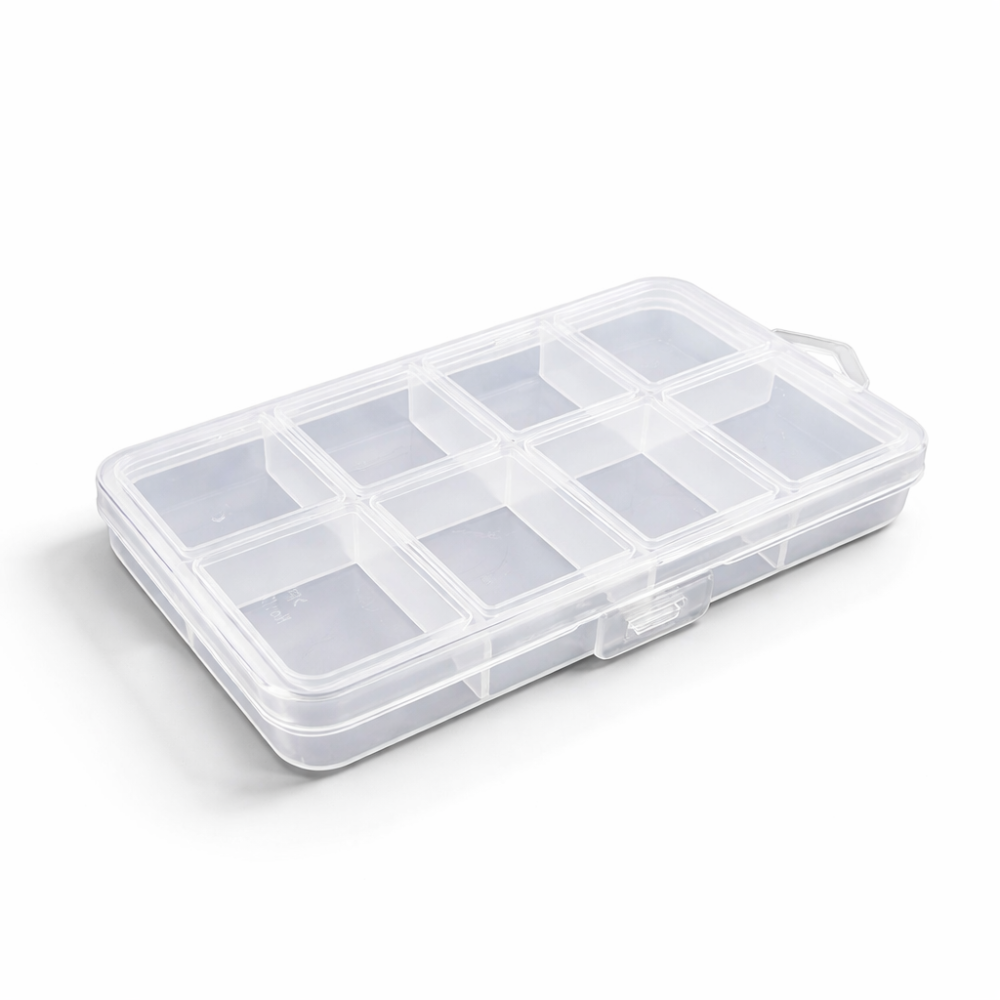 Petite boîte en plastique pour stockage de perles 8 compartiments.